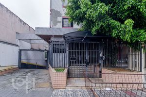 Image 44 - 884514