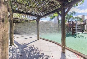 Image 31 - 884517