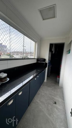 Image 7 - 884519