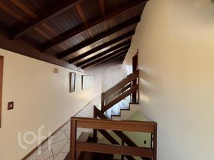Image 10 - 884520