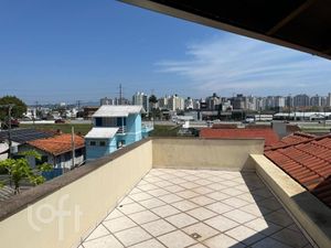 Image 9 - 884520