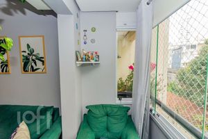 Image 5 - 884521