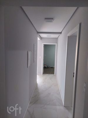 Image 28 - 884528