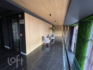 Image 15 - 884528