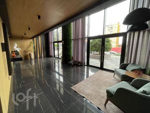 Image 12 - 884528