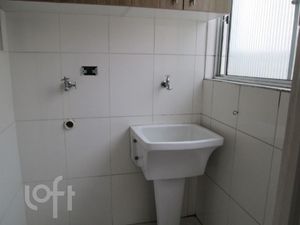 Image 4 - 884534