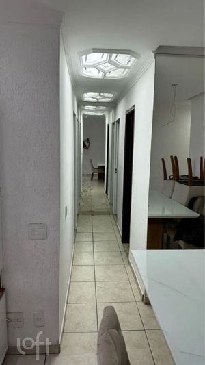 Image 1 - 884536