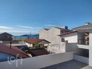 Image 13 - 884548