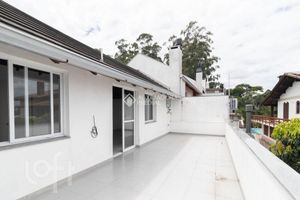 Image 45 - 884549