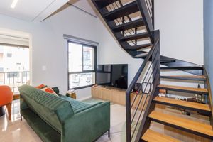 Image 9 - 884554