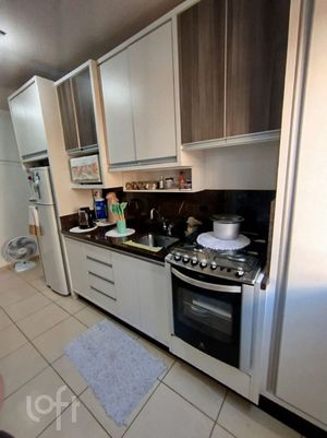 Image 13 - 884556
