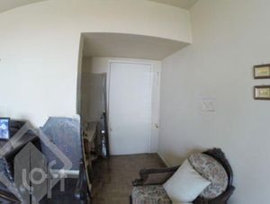 Image 4 - 884557