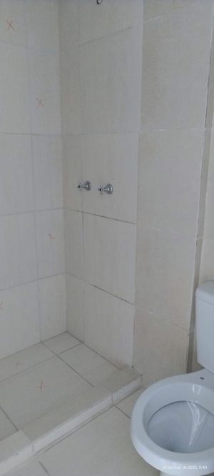Image 4 - 884563