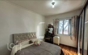 Image 7 - 884566