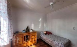 Image 13 - 884566