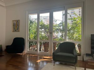 Image 1 - 884575