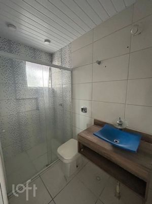 Image 9 - 884576