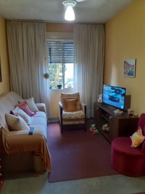 Image 3 - 884590