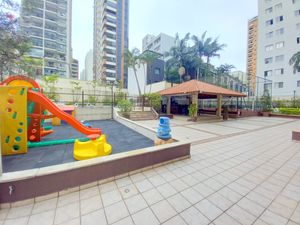 Image 34 - 884595