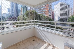 Image 4 - 884614