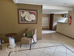 Image 16 - 884615