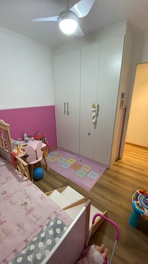 Image 14 - 884620