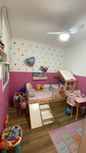 Image 13 - 884620