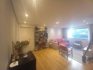 Image 3 - 884624