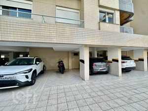 Image 32 - 884625