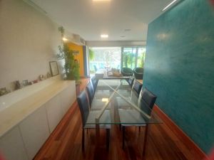 Image 8 - 884626