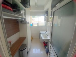 Image 32 - 884626