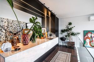 Image 11 - 884628