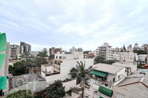 Image 19 - 884628