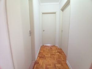Image 3 - 884632