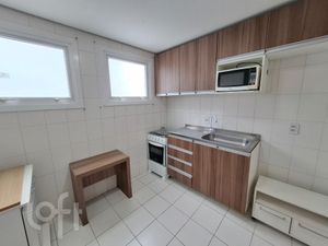 Image 12 - 884642