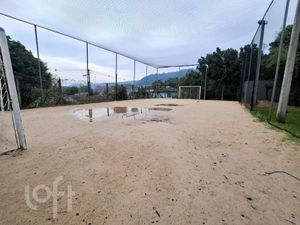 Image 24 - 884642