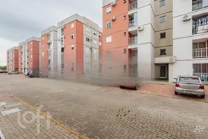 Image 16 - 884656