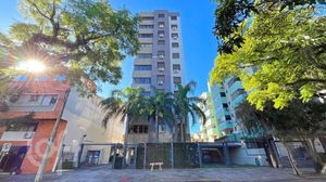 Image 33 - 884659