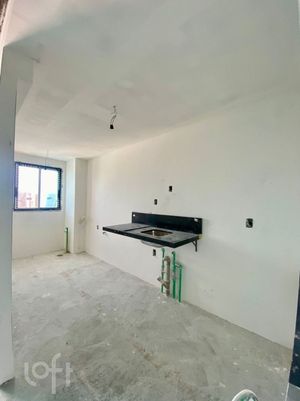 Image 24 - 884660