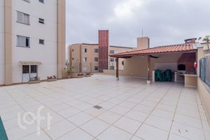 Image 24 - 884667