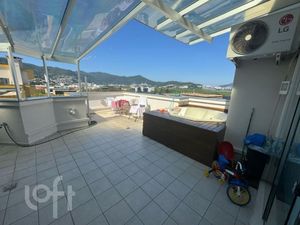 Image 4 - 884672