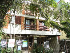 Image 30 - 884674