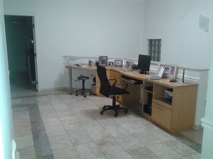 Image 23 - 884686
