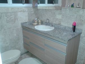Image 15 - 884686