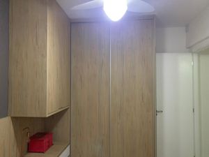 Image 10 - 884704