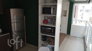 Image 1 - 884707