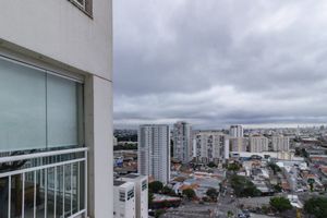 Image 21 - 884720