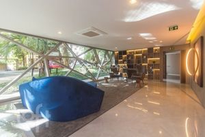 Image 14 - 884732