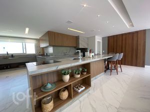 Image 19 - 884733