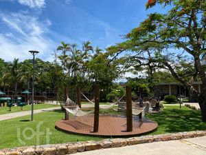 Image 98 - 884733